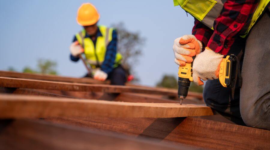 Expert Emergency Roof Repairs services in Warfield, VA